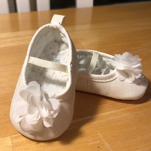 Newborn dress shoes carters
